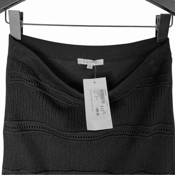 NWT Z Supply Finley Fringe Crochet Skirt in Black Size Small Midi Length Pull On - Picture 11 of 12